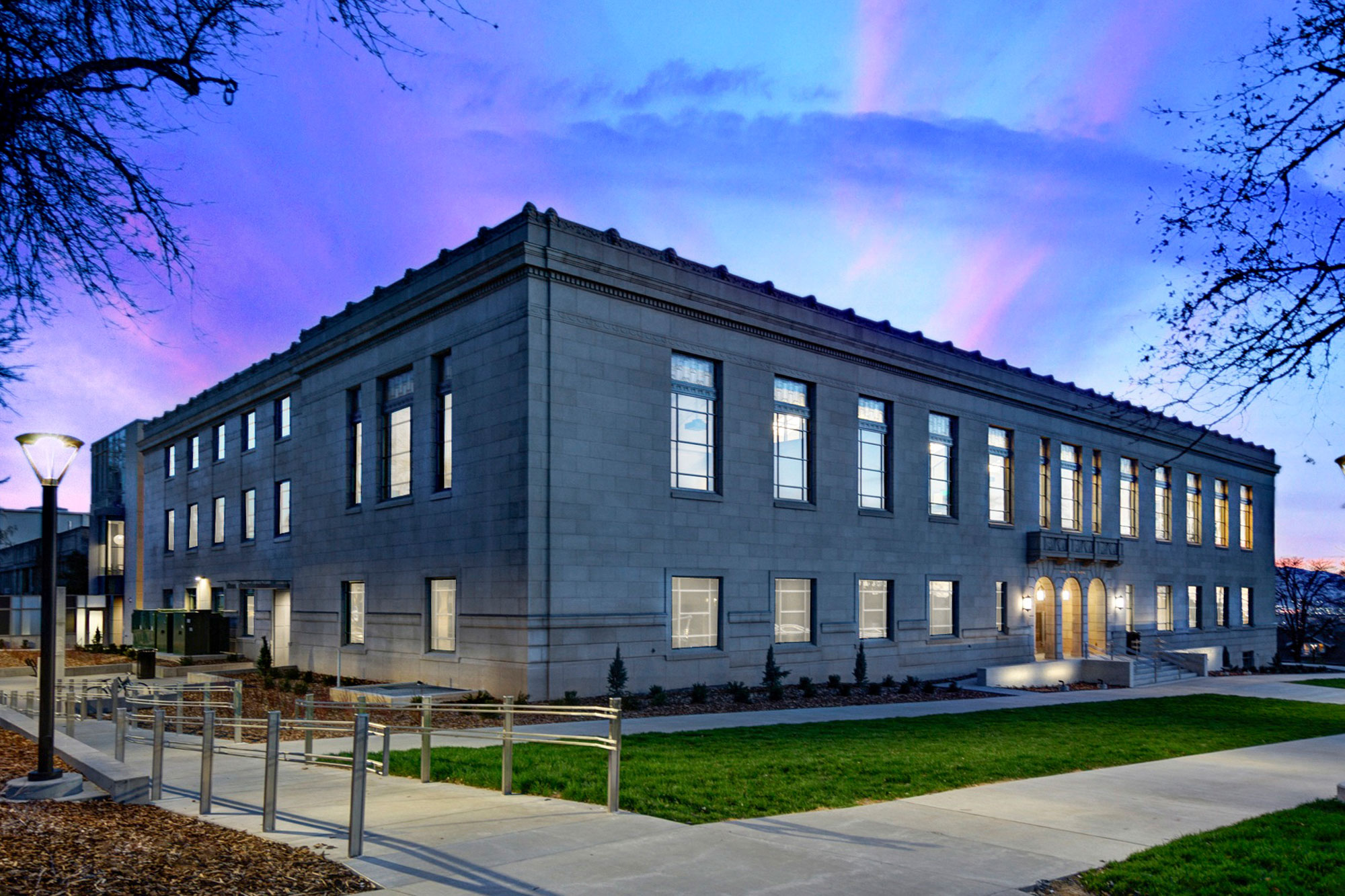 An exterior photo of the Crocker Science Building at the University of Utah.